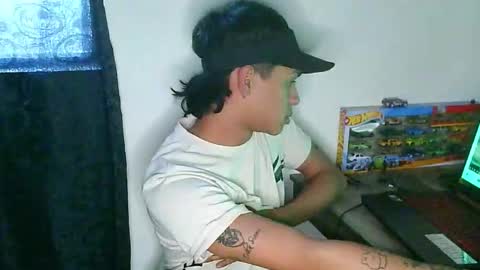 Snapshot of glen_connor_11 chatting on December 20, 2025, 9:55 pm glen_connor_11 online show from December 20, 2025, 9:55 pm