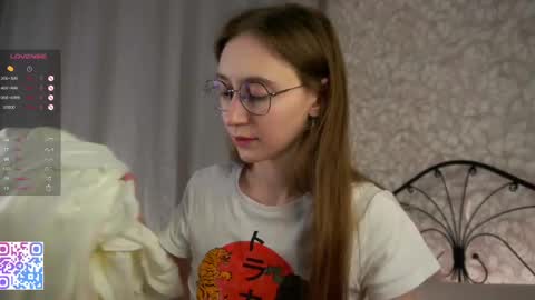 Sandra  online show from March 2, 2025, 12:20 am