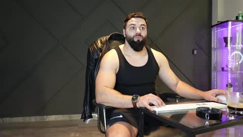 Matthew .. for short call me Matt online show from April 5, 2026, 3:42 pm