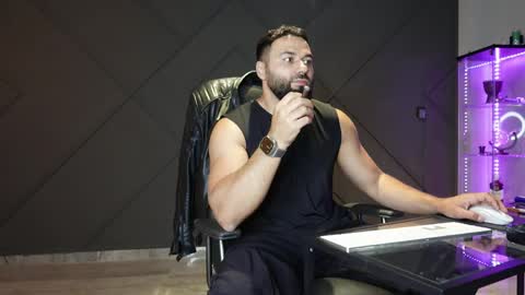 Matthew .. for short call me Matt online show from May 15, 2026, 9:00 pm