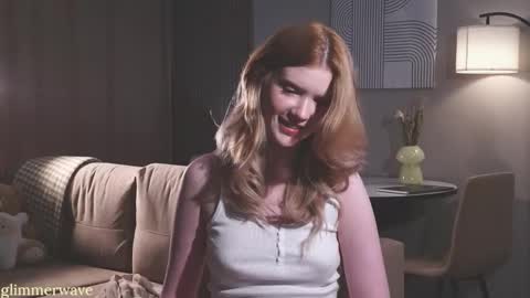 Snapshot of glimmerwave chatting on December 13, 2025, 8:36 pm Gracia online show from December 13, 2025, 8:36 pm