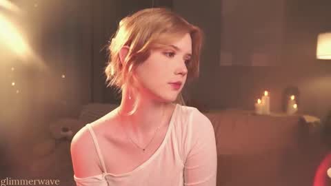 Snapshot of glimmerwave chatting on December 20, 2025, 8:16 pm Gracia online show from December 20, 2025, 8:16 pm