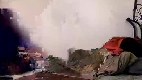 Snapshot of glitchingglob chatting on December 7, 2024, 11:34 pm glitchingglob online show from December 7, 2024, 11:34 pm