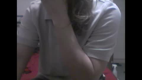 Snapshot of glitchingglob chatting on February 3, 2025, 12:25 am glitchingglob online show from February 3, 2025, 12:25 am