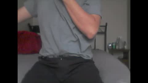 Snapshot of glitchingglob chatting on February 19, 2025, 9:14 pm glitchingglob online show from February 19, 2025, 9:14 pm