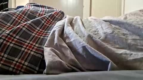 Snapshot of glitchingglob chatting on November 27, 2025, 3:03 pm glitchingglob online show from November 27, 2025, 3:03 pm