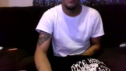 Snapshot of glly444 chatting on March 2, 2026, 4:58 pm glly444 online show from March 2, 2026, 4:58 pm