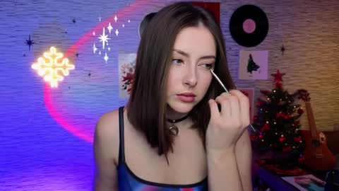 Snapshot of glo_lo chatting on December 24, 2024, 6:55 am Bye everybody Ill be online Monday December 2nd Saturday and Sunday off online show from December 24, 2024, 6:55 am