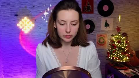 Snapshot of glo_lo chatting on January 6, 2025, 3:08 pm Bye everybody Ill be online Monday December 2nd Saturday and Sunday off online show from January 6, 2025, 3:08 pm