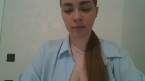 Snapshot of gloria954807 chatting on February 4, 2026, 9:20 pm gloria954807 online show from February 4, 2026, 9:20 pm