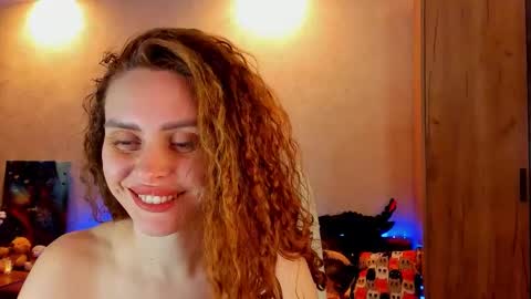 Snapshot of gloria_wood chatting on December 15, 2024, 6:59 pm Gloria Wood online show from December 15, 2024, 6:59 pm