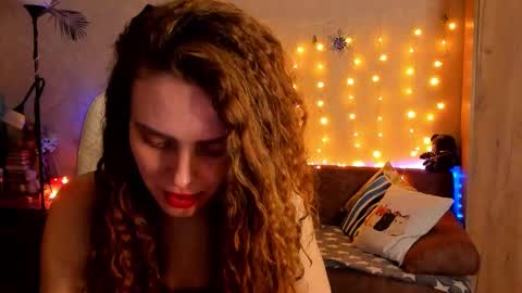 Snapshot of gloria_wood chatting on December 21, 2024, 9:58 pm Gloria Wood online show from December 21, 2024, 9:58 pm