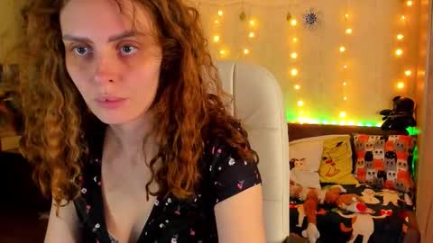 Snapshot of gloria_wood chatting on December 24, 2024, 8:38 pm Gloria Wood online show from December 24, 2024, 8:38 pm