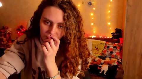 Snapshot of gloria_wood chatting on December 29, 2024, 5:44 pm Gloria Wood online show from December 29, 2024, 5:44 pm