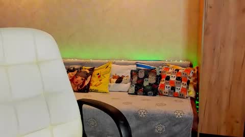 Snapshot of gloria_wood chatting on February 7, 2025, 4:14 pm Gloria Wood online show from February 7, 2025, 4:14 pm