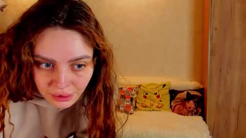 Snapshot of gloria_wood chatting on February 26, 2025, 5:17 pm Gloria Wood online show from February 26, 2025, 5:17 pm