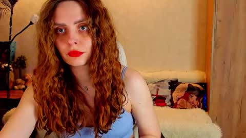 Snapshot of gloria_wood chatting on March 2, 2025, 6:19 pm Gloria Wood online show from March 2, 2025, 6:19 pm