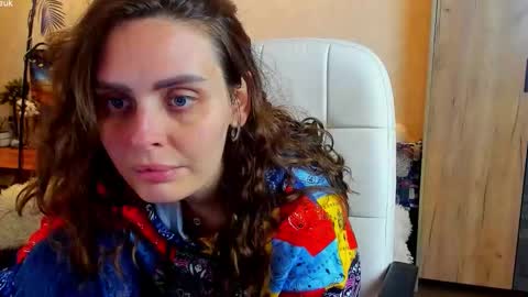 Snapshot of gloria_wood chatting on October 3, 2025, 7:33 pm Gloria Wood online show from October 3, 2025, 7:33 pm