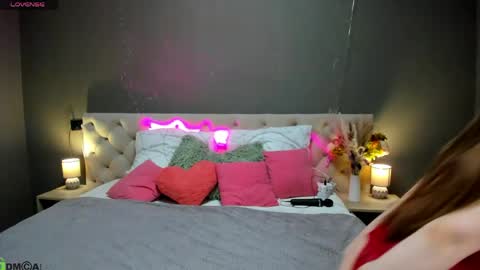 gloriaa_scott online show from April 5, 2026, 1:03 am