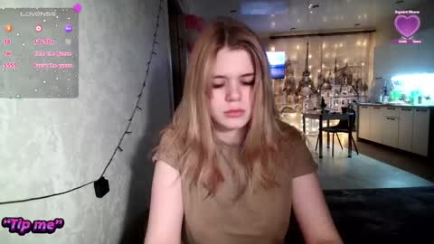  Roxy  online show from January 4, 2025, 4:11 pm