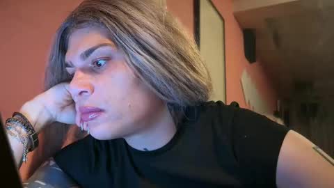 Glow Goddess online show from January 7, 2026, 12:40 pm