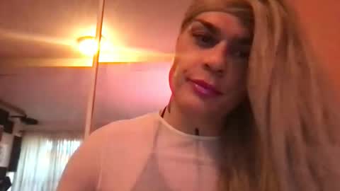 Glow Goddess online show from January 12, 2026, 12:38 am