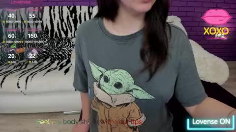 Mia online show from April 2, 2026, 4:15 pm