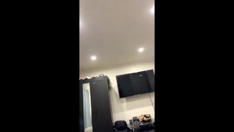 gnarcoticscrew online show from May 16, 2026, 12:51 am
