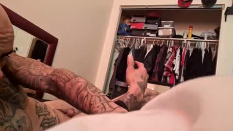 gnasty83 online show from October 4, 2025, 12:41 am