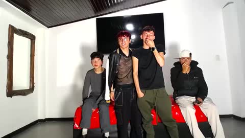 Snapshot of gnecos chatting on September 12, 2025, 6:08 pm THOMAS AND DAMIAND online show from September 12, 2025, 6:08 pm