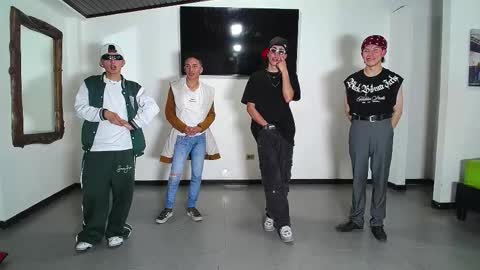 Snapshot of gnecos chatting on November 7, 2025, 6:19 pm THOMAS AND DAMIAND online show from November 7, 2025, 6:19 pm