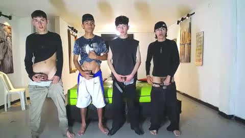 Snapshot of gnecos chatting on January 5, 2026, 7:50 pm THOMAS AND DAMIAND online show from January 5, 2026, 7:50 pm