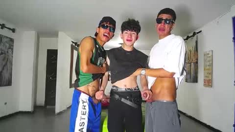 Snapshot of gnecos chatting on January 12, 2026, 7:41 pm THOMAS AND DAMIAND online show from January 12, 2026, 7:41 pm