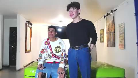 Snapshot of gnecos chatting on January 14, 2026, 7:41 pm THOMAS AND DAMIAND online show from January 14, 2026, 7:41 pm