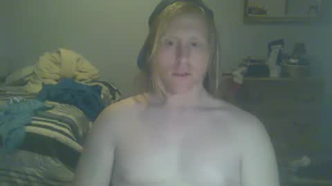 Snapshot of gnger31foru chatting on December 30, 2024, 1:04 am Steven Meadow online show from December 30, 2024, 1:04 am