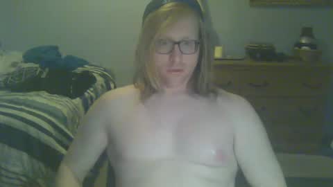Snapshot of gnger31foru chatting on January 17, 2025, 2:18 am Steven Meadow online show from January 17, 2025, 2:18 am