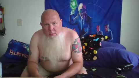 Snapshot of gnomebeard chatting on October 13, 2025, 3:34 pm Gnomebeard online show from October 13, 2025, 3:34 pm