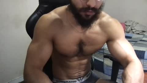 Snapshot of god_hunkules chatting on December 31, 2024, 3:53 pm god hunkules online show from December 31, 2024, 3:53 pm