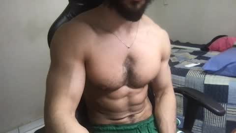 Snapshot of god_hunkules chatting on January 10, 2025, 12:27 am god hunkules online show from January 10, 2025, 12:27 am