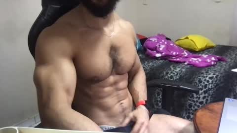 Snapshot of god_hunkules chatting on January 30, 2025, 4:02 pm god hunkules online show from January 30, 2025, 4:02 pm