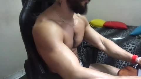 Snapshot of god_hunkules chatting on February 2, 2025, 6:20 pm god hunkules online show from February 2, 2025, 6:20 pm