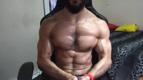 Snapshot of god_hunkules chatting on February 7, 2025, 7:17 pm god hunkules online show from February 7, 2025, 7:17 pm