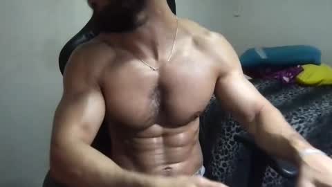 Snapshot of god_hunkules chatting on February 9, 2025, 4:18 pm god hunkules online show from February 9, 2025, 4:18 pm