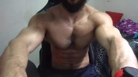 Snapshot of god_hunkules chatting on February 17, 2025, 4:15 pm god hunkules online show from February 17, 2025, 4:15 pm