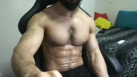 Snapshot of god_hunkules chatting on February 20, 2025, 12:19 am god hunkules online show from February 20, 2025, 12:19 am