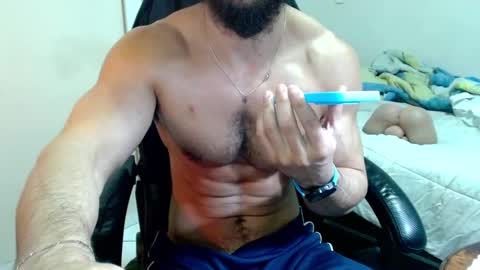 Snapshot of god_hunkules chatting on October 4, 2025, 3:32 pm god hunkules online show from October 4, 2025, 3:32 pm