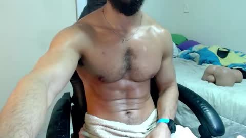 Snapshot of god_hunkules chatting on October 6, 2025, 4:15 pm god hunkules online show from October 6, 2025, 4:15 pm