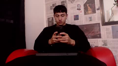 Snapshot of god_of_olympus1 chatting on March 3, 2025, 12:16 pm steven online show from March 3, 2025, 12:16 pm