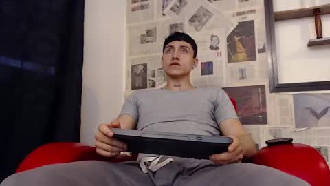 Snapshot of god_of_olympus1 chatting on October 18, 2025, 9:48 pm steven online show from October 18, 2025, 9:48 pm