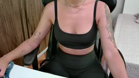 Fauna online show from January 15, 2025, 7:34 pm